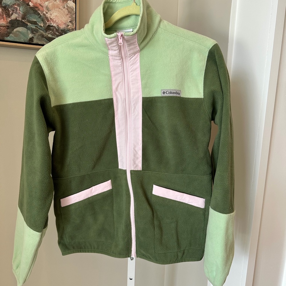 Columbia Women's Two-Tone Green and Pink Ski Jacket